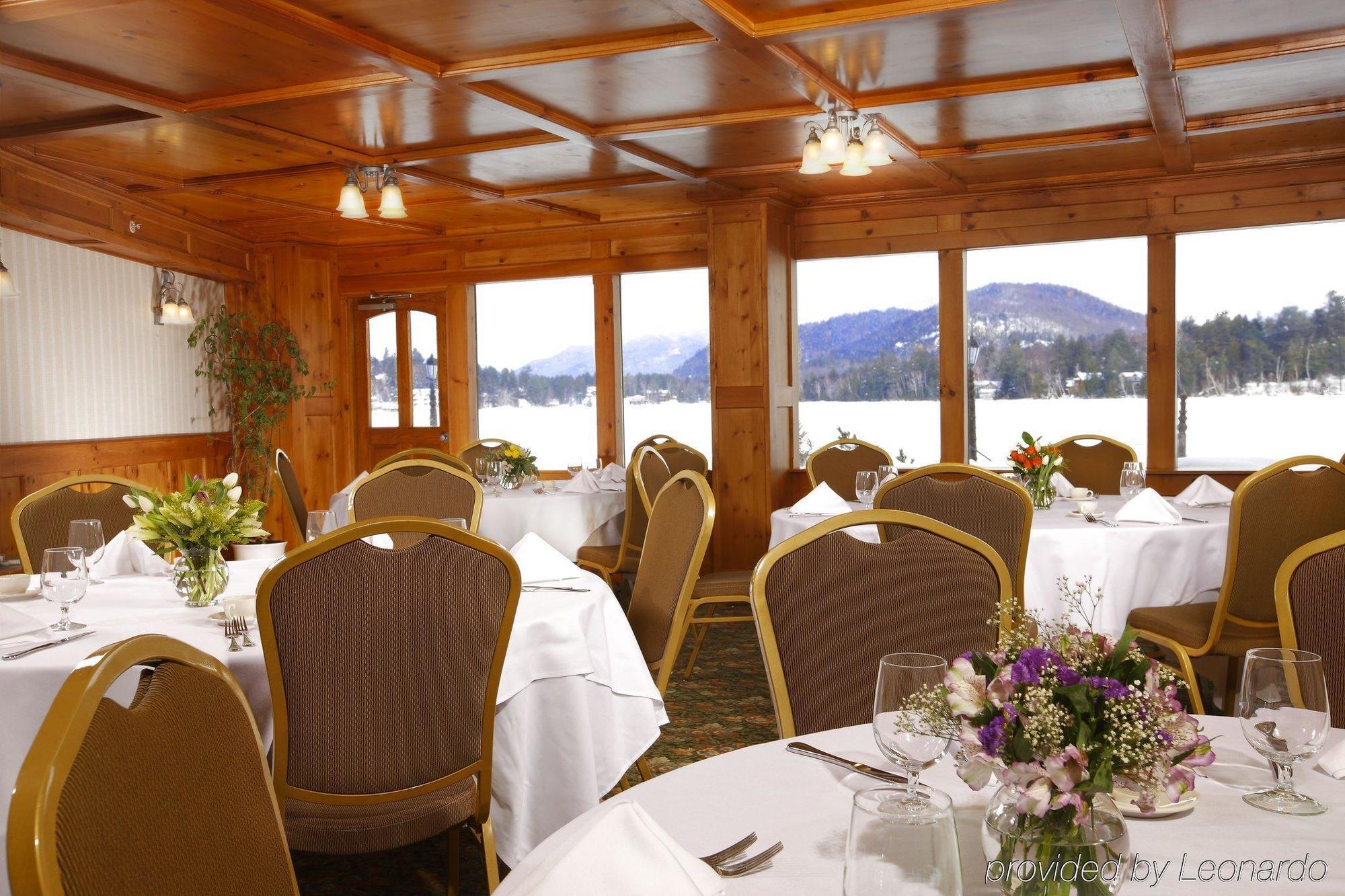 Golden Arrow Lakeside Resort Лейк-Плесід Ресторан фото
